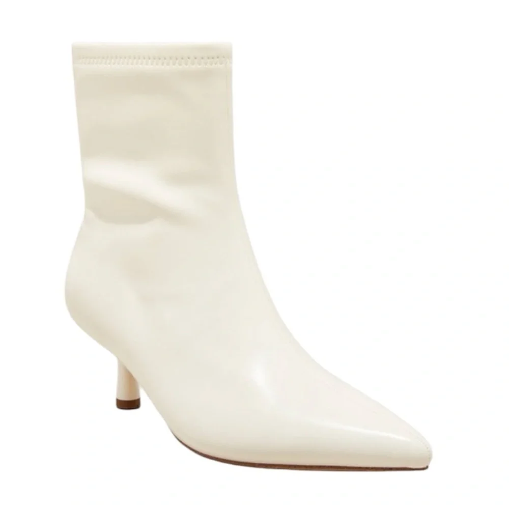 A New Day Lonnie Cream Kitten Heel Stretch Bootie Size 7 1/2 NWT